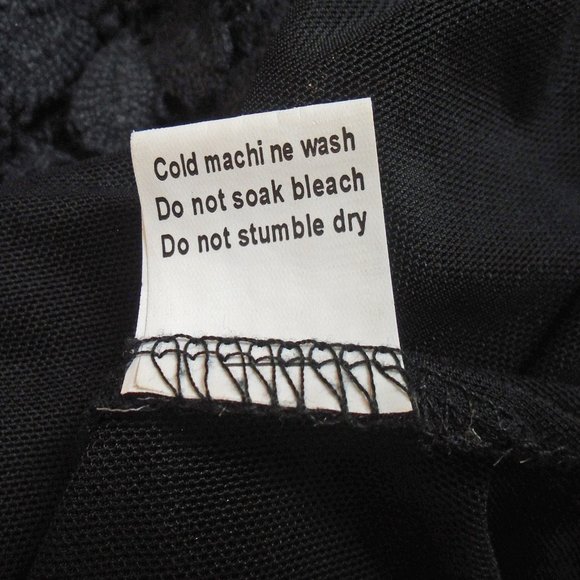 Sexy Angel Biba Black Eyelet Lace Halter Look Top - Size 10 - Picture 8 of 10